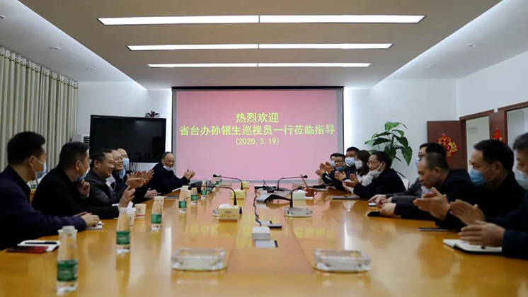 孫銀生寄語炬神電子：化危為機(jī) 爭取更大效益